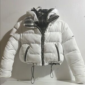 Maniere De Voir Puffer Size 8